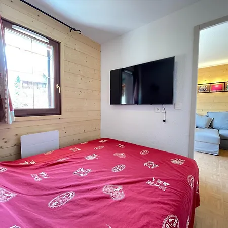 2 Au Pied Des Pistes Avec Piscine Interieure - Fr-1-505-226 *