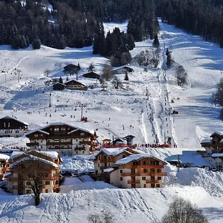 2 Au Pied Des Pistes Avec Piscine Interieure - Fr-1-505-226 Lägenhet