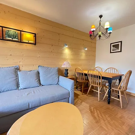 Appartement 2 Au Pied Des Pistes Avec Piscine Interieure - Fr-1-505-226 Flumet