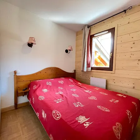 2 Au Pied Des Pistes Avec Piscine Interieure - Fr-1-505-226 *